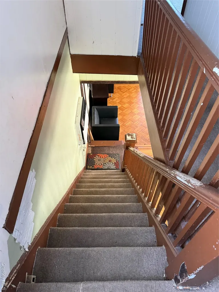 53 Dewitt Street Valley Stream NY 11580