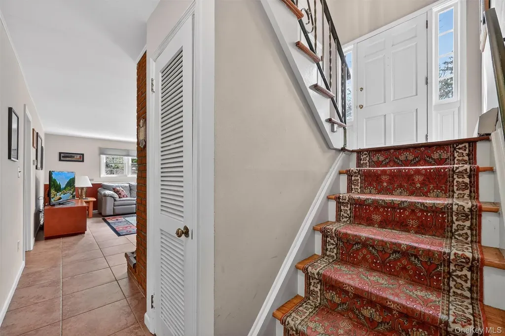 20 Prides Crossing New City NY 10956