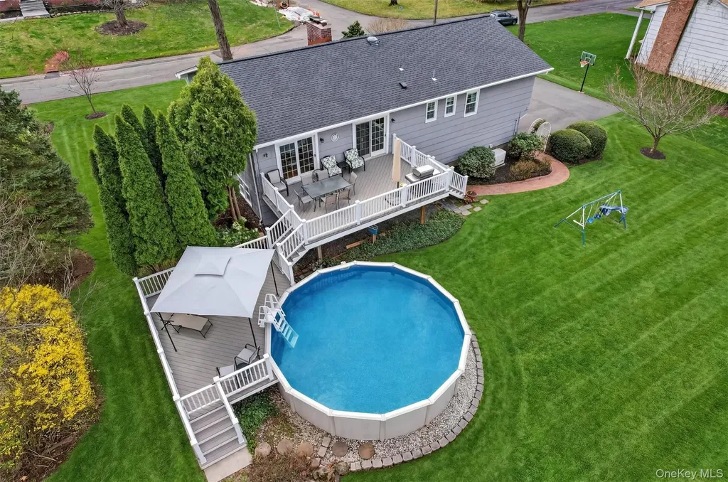 20 Prides Crossing New City NY 10956