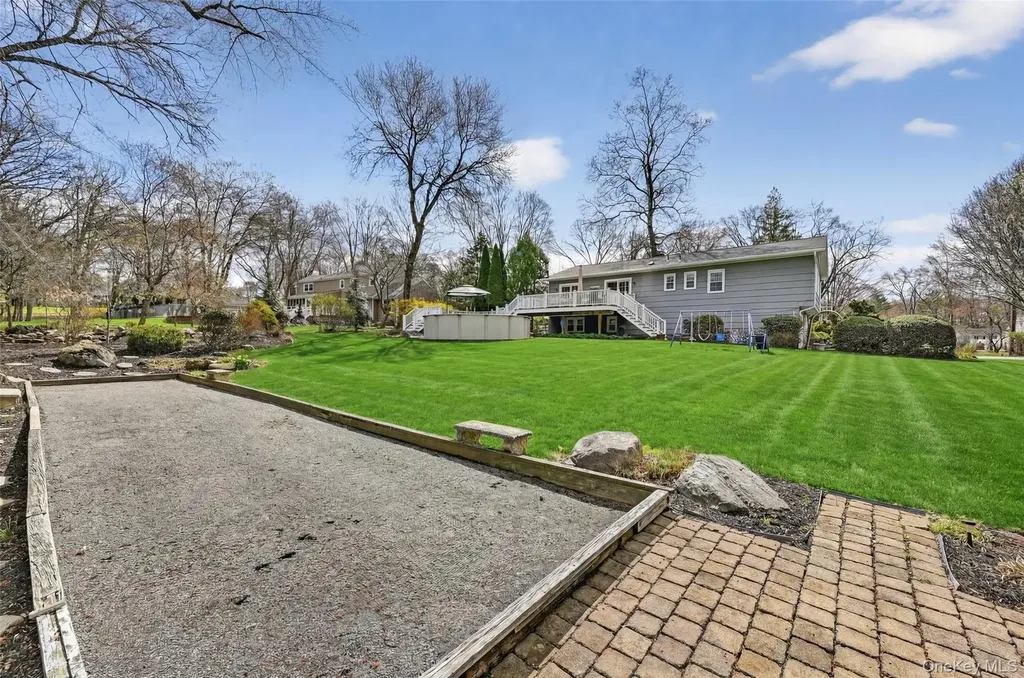 20 Prides Crossing New City NY 10956