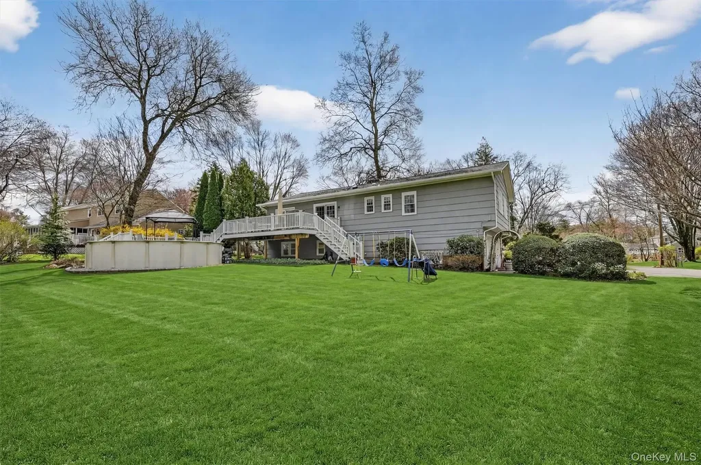 20 Prides Crossing New City NY 10956