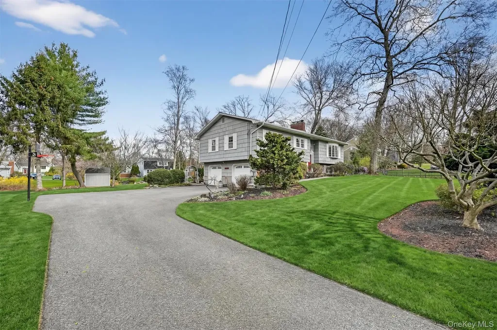 20 Prides Crossing New City NY 10956