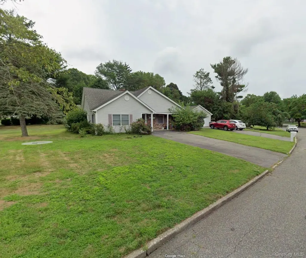 2 Harmon Court Stony Brook NY 11790