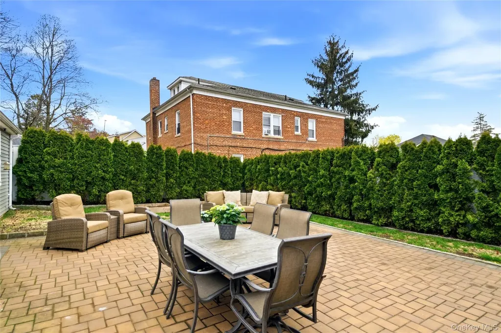 9 Harding Avenue Yonkers NY 10704