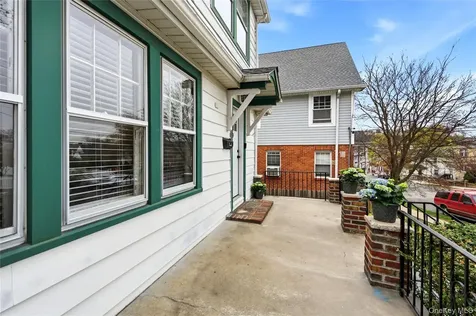 9 Harding Avenue Yonkers NY 10704