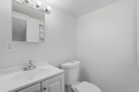 11 Aka 13 Lincoln Terrace Yonkers NY 10701