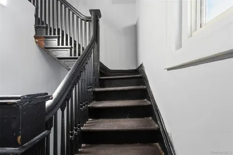 11 Aka 13 Lincoln Terrace Yonkers NY 10701