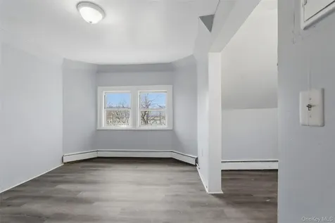 11 Aka 13 Lincoln Terrace Yonkers NY 10701