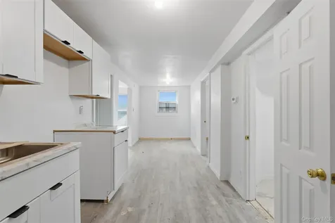 11 Aka 13 Lincoln Terrace Yonkers NY 10701