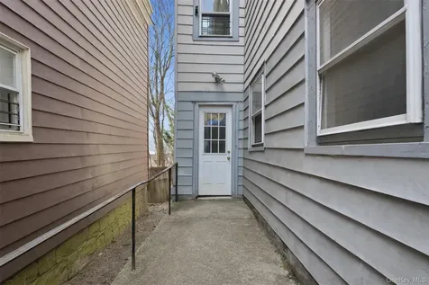 11 Aka 13 Lincoln Terrace Yonkers NY 10701