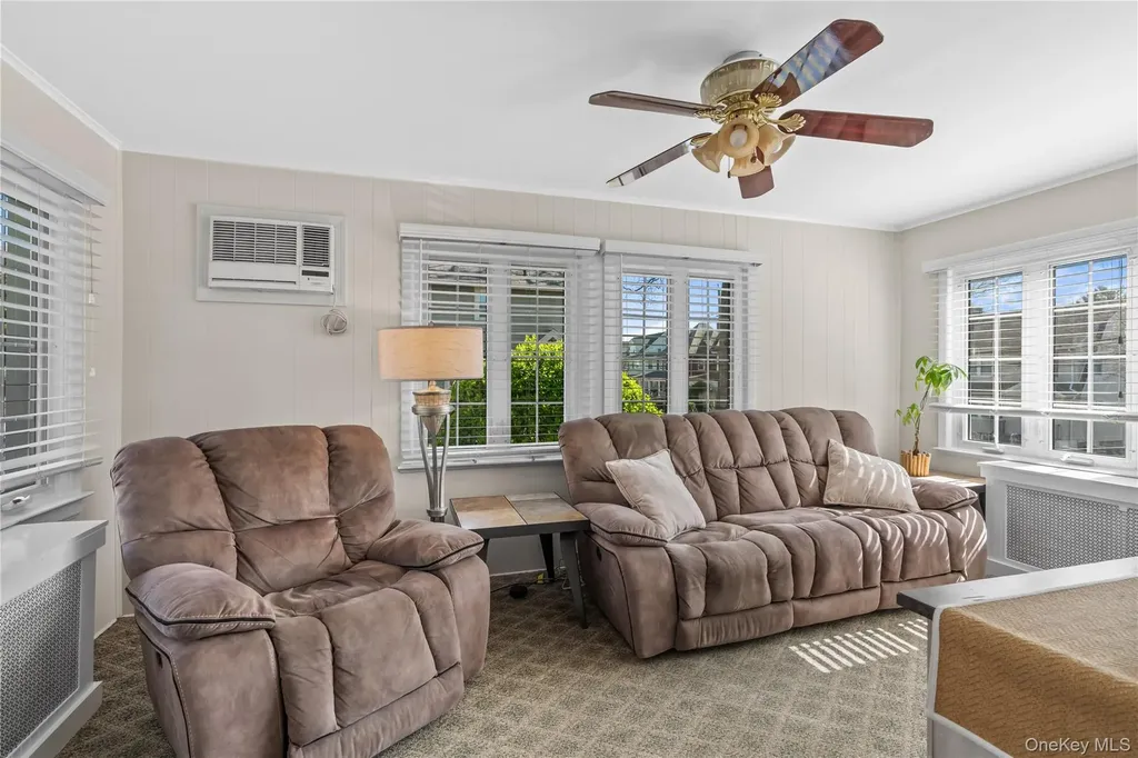 35 Lispenard Avenue New Rochelle NY 10801