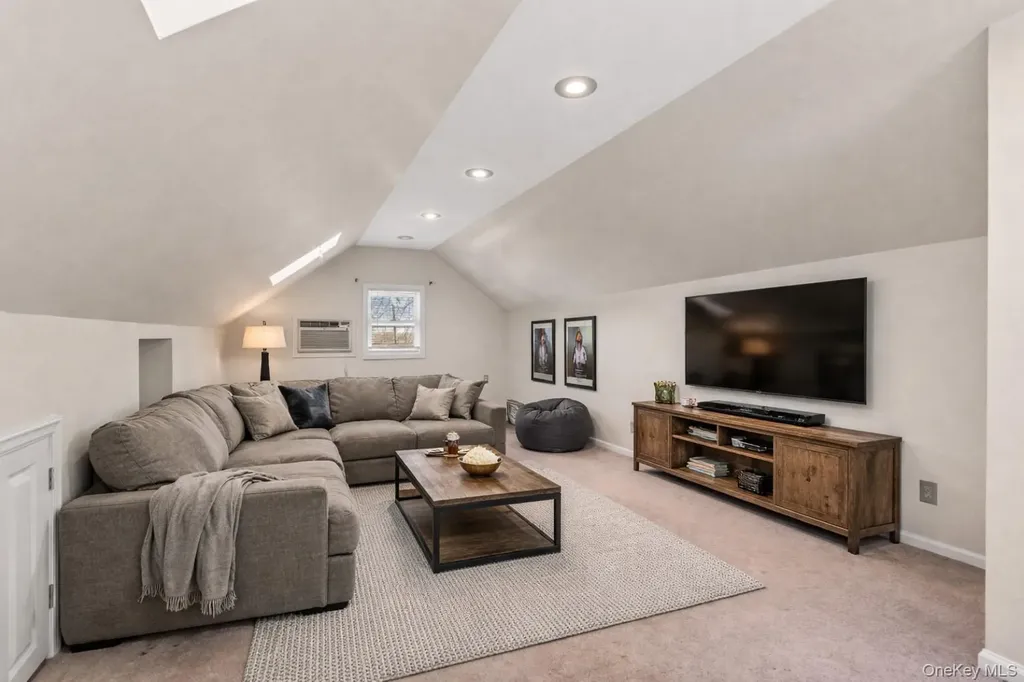 35 Lispenard Avenue New Rochelle NY 10801