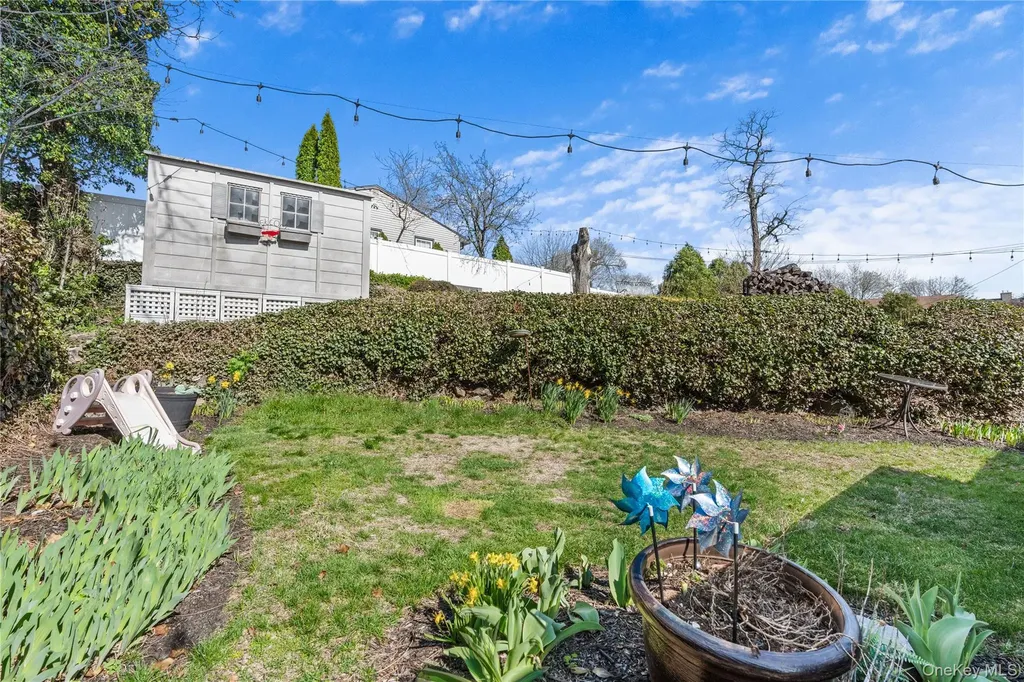35 Lispenard Avenue New Rochelle NY 10801