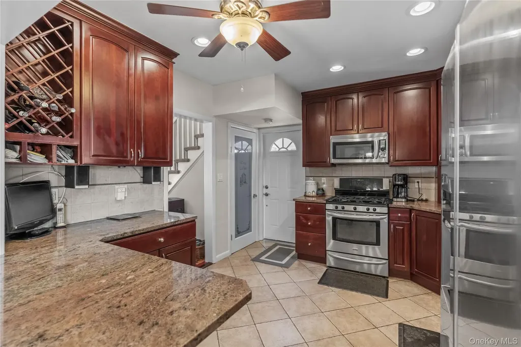 35 Lispenard Avenue New Rochelle NY 10801