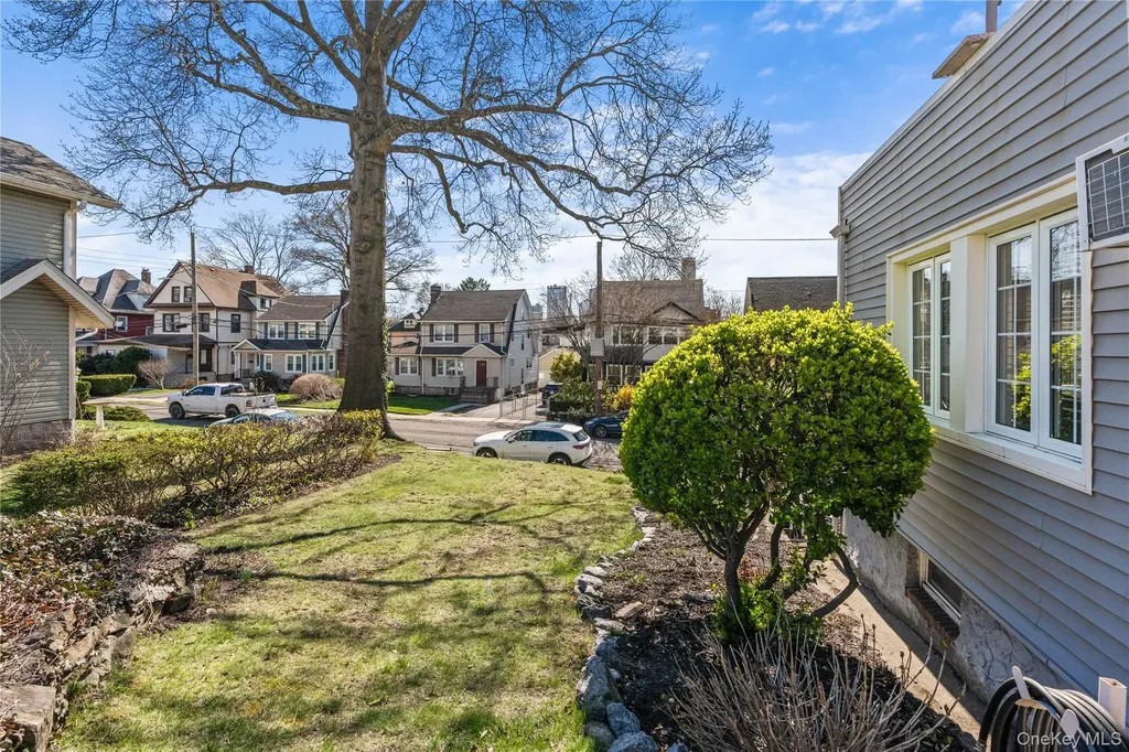 35 Lispenard Avenue New Rochelle NY 10801