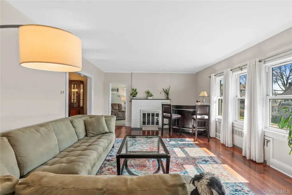 35 Lispenard Avenue New Rochelle NY 10801