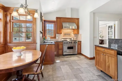 964 Highland Avenue Pelham NY 10803