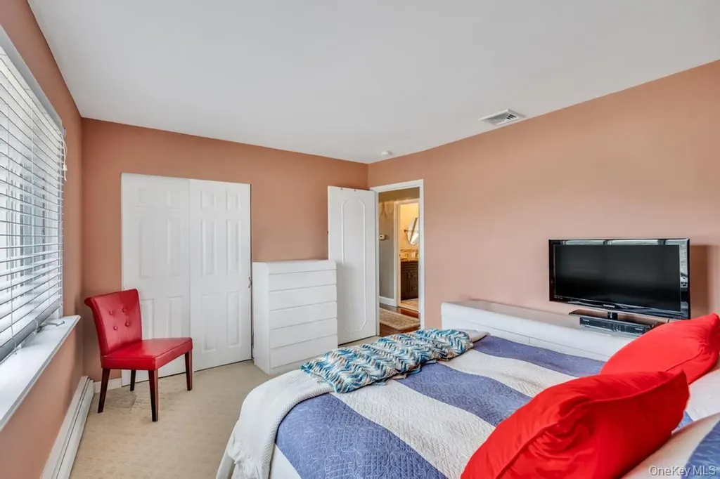 68 Hill Drive Bohemia NY 11716