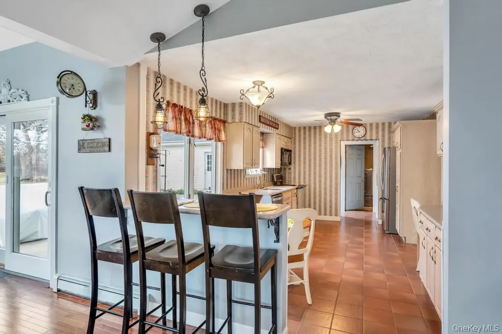 68 Hill Drive Bohemia NY 11716