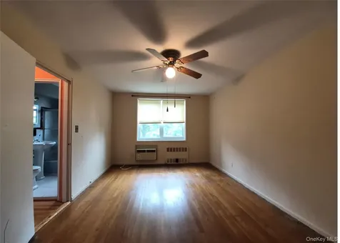 98 Dehaven Drive Yonkers NY 10703