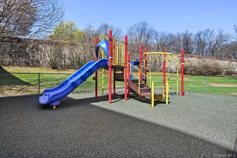 98 Dehaven Drive Yonkers NY 10703