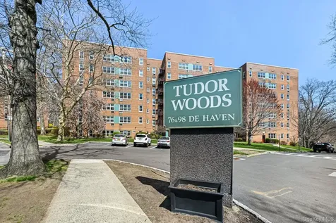 98 Dehaven Drive Yonkers NY 10703