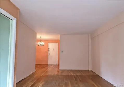 98 Dehaven Drive Yonkers NY 10703