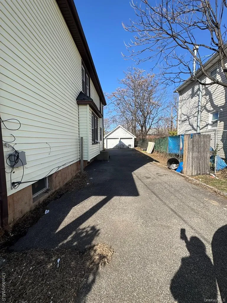 37 Maple Avenue Hempstead NY 11550