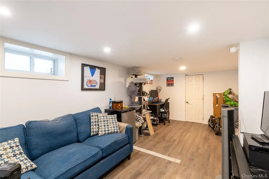 1463 Lincoln Terrace Peekskill NY 10566