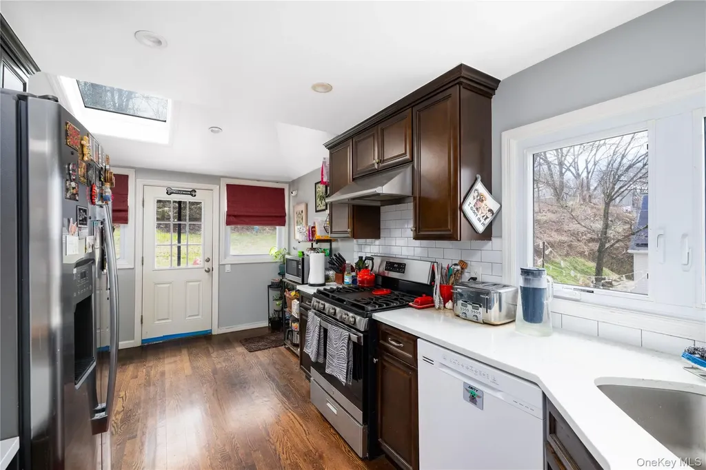 1463 Lincoln Terrace Peekskill NY 10566