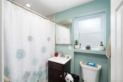1463 Lincoln Terrace Peekskill NY 10566