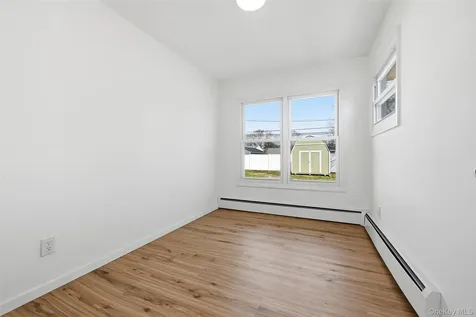 34 Croydon Road Amityville NY 11701