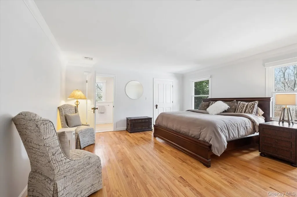 9 Red Creek Circle Hampton Bays NY 11946