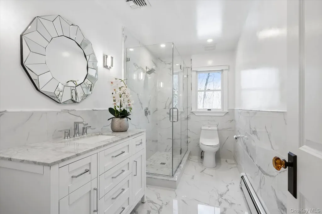 9 Red Creek Circle Hampton Bays NY 11946