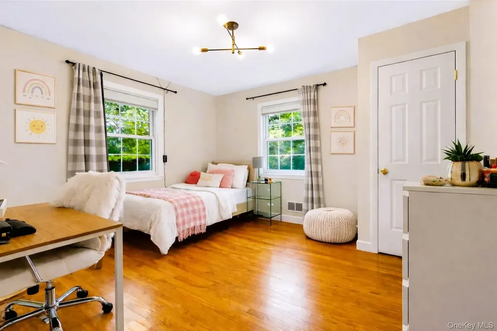 88 Spier Road Scarsdale NY 10583