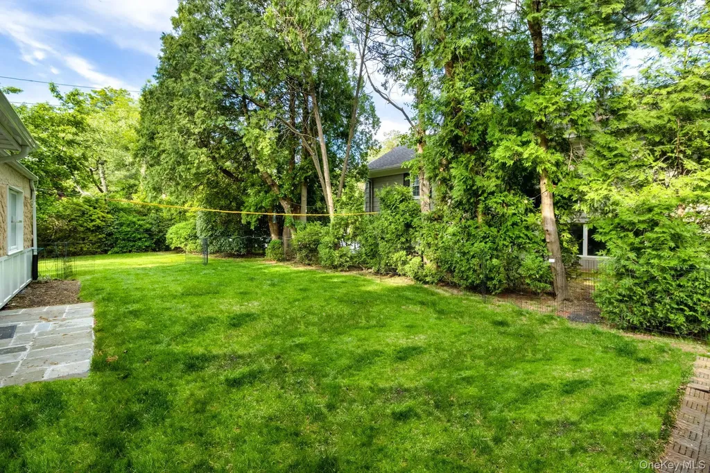 88 Spier Road Scarsdale NY 10583