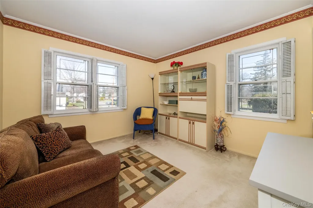 285 Stuart Drive New Rochelle NY 10804