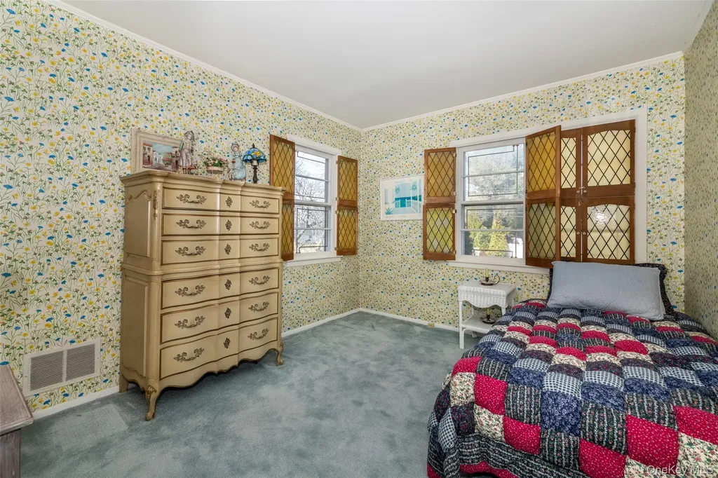285 Stuart Drive New Rochelle NY 10804