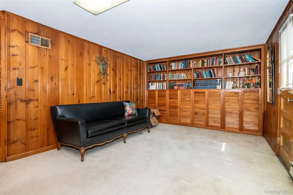 285 Stuart Drive New Rochelle NY 10804