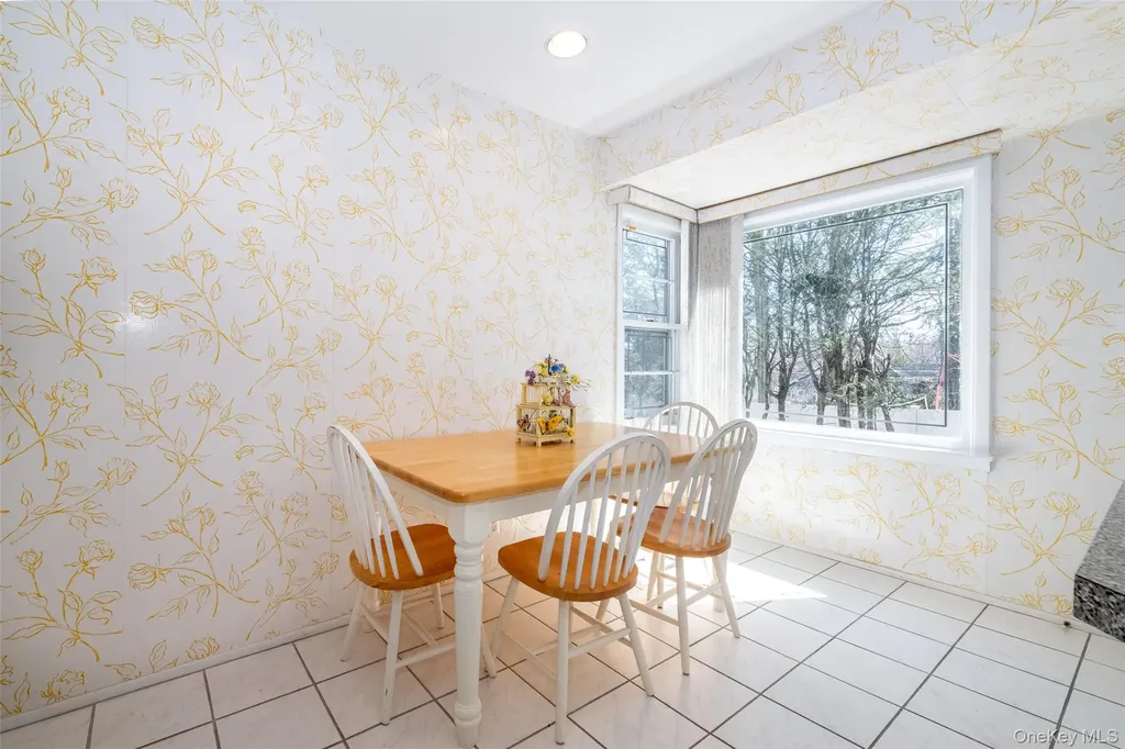 285 Stuart Drive New Rochelle NY 10804