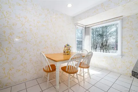 285 Stuart Drive New Rochelle NY 10804