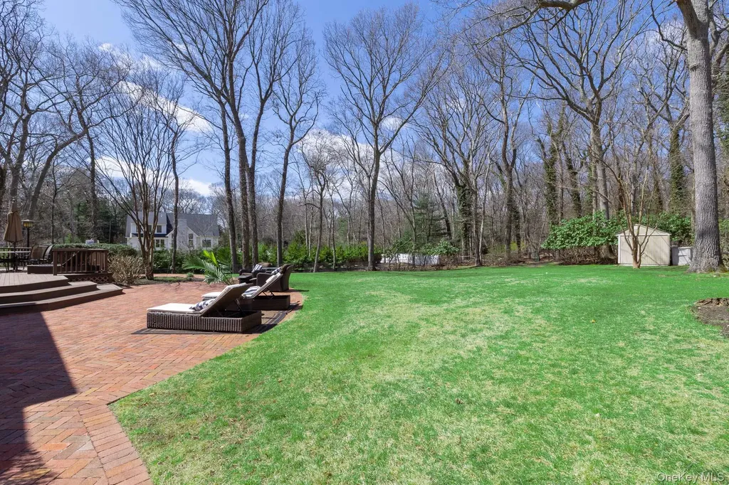 41 Landing Meadow Road Smithtown NY 11787