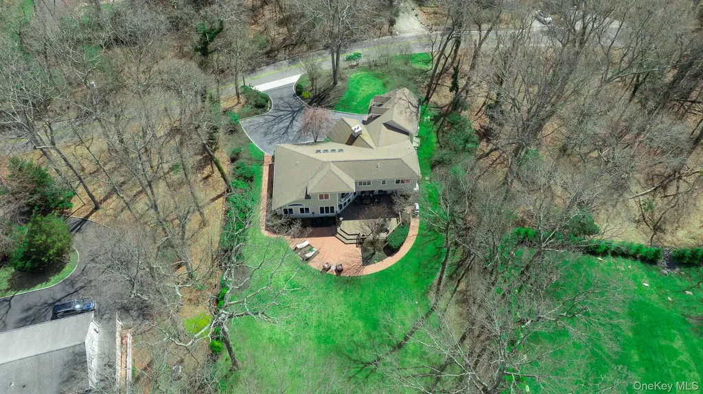 41 Landing Meadow Road Smithtown NY 11787