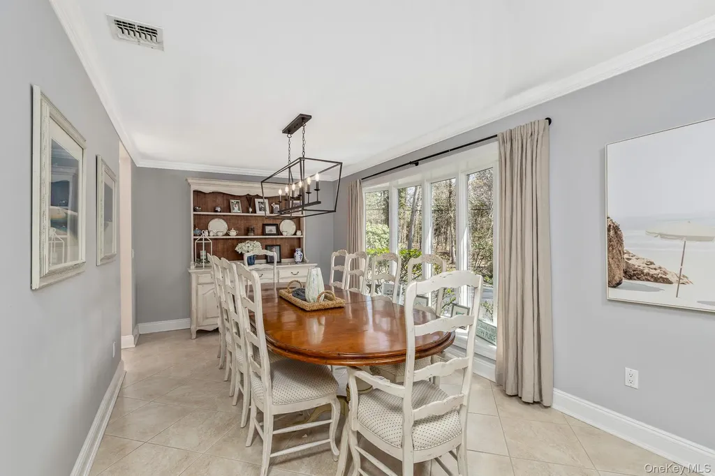 41 Landing Meadow Road Smithtown NY 11787