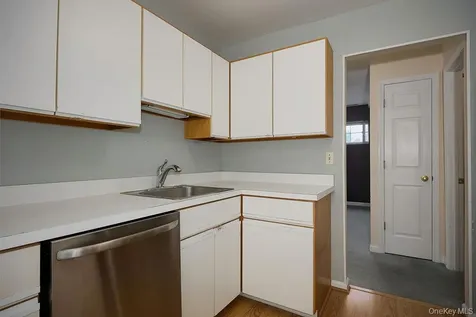 406 Bentley Court Brewster NY 10509