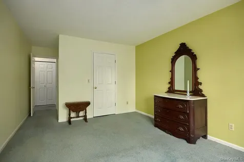406 Bentley Court Brewster NY 10509