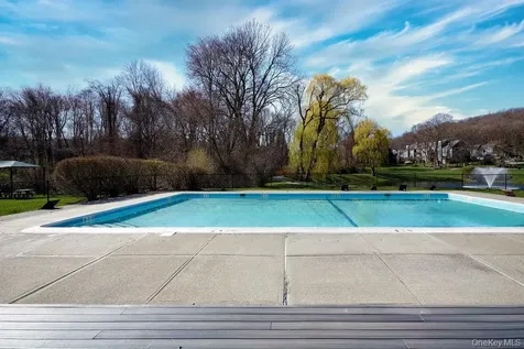 406 Bentley Court Brewster NY 10509