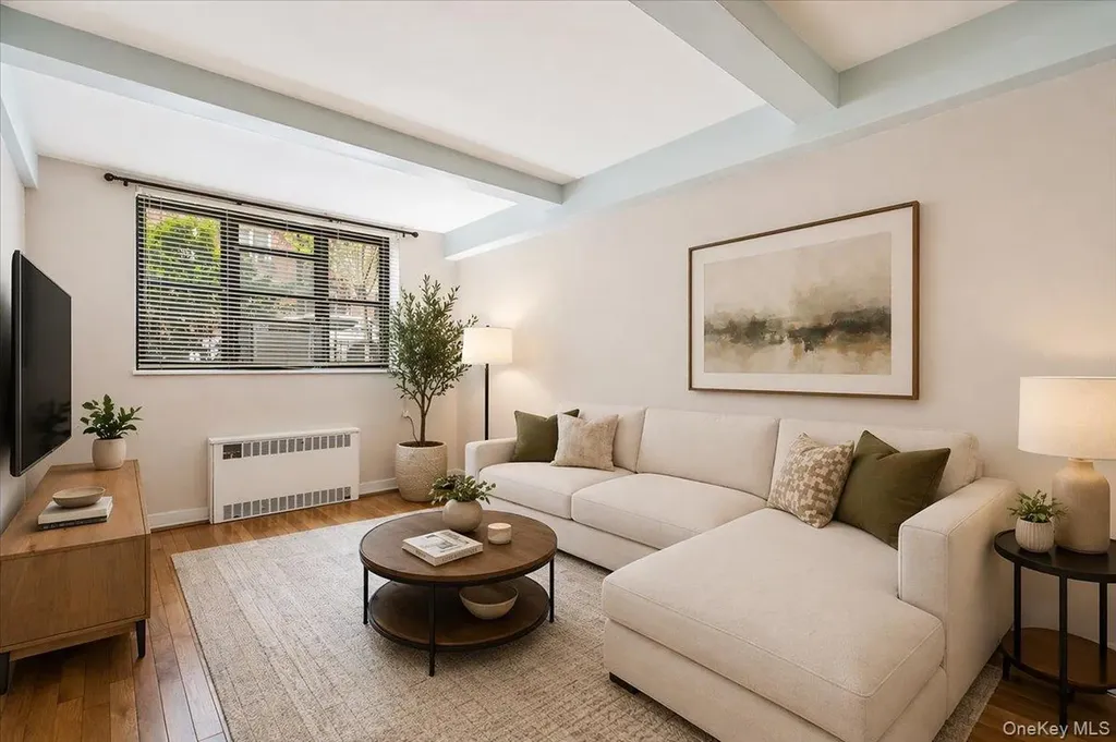 67-35 Yellowstone Boulevard Forest Hills NY 11375