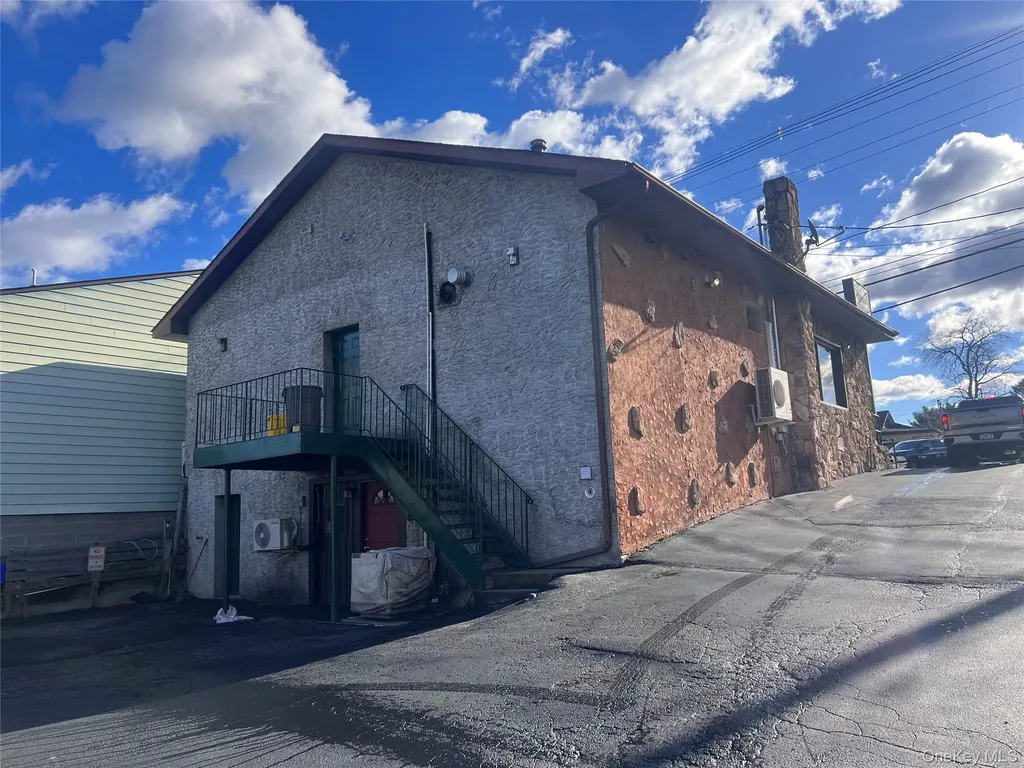 6320 Route 209 Kerhonkson NY 12446