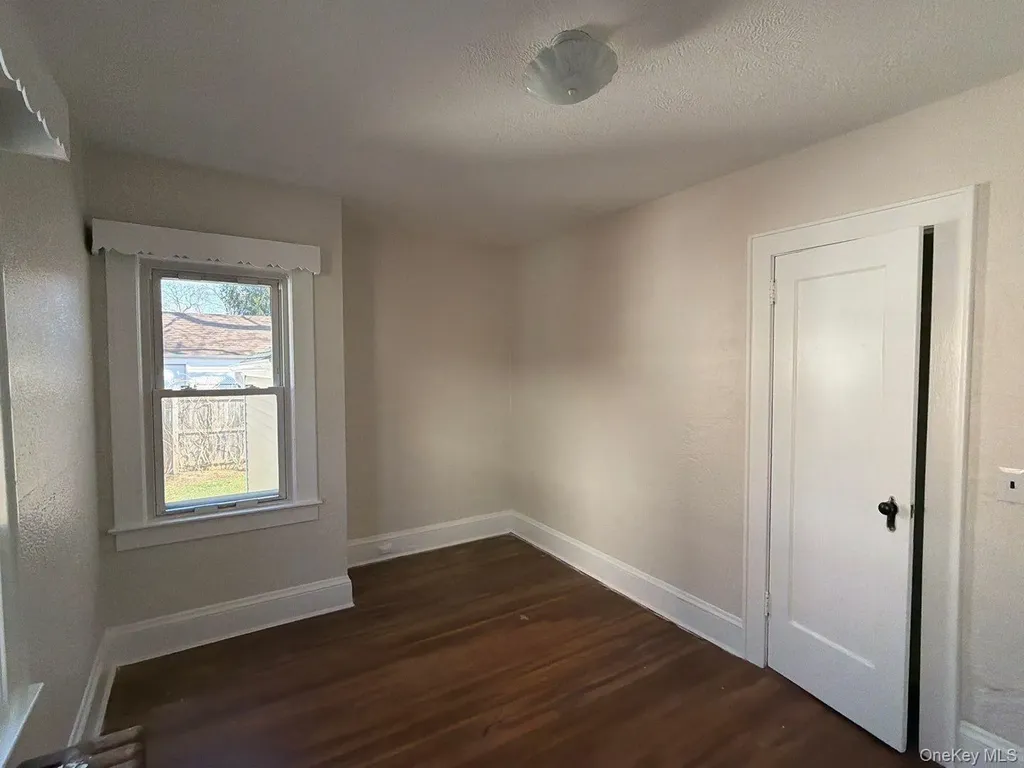 987 Wallace Avenue Baldwin NY 11510